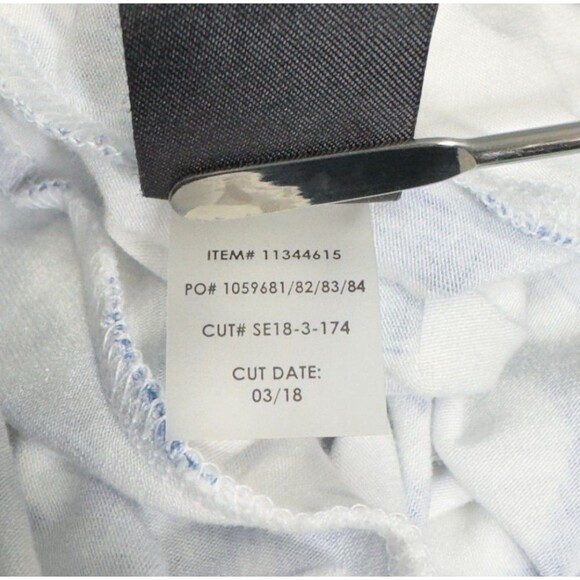 Torrid Super Soft White & Blue Ikat Print Tank Top - Size 1X - Picture 9 of 9